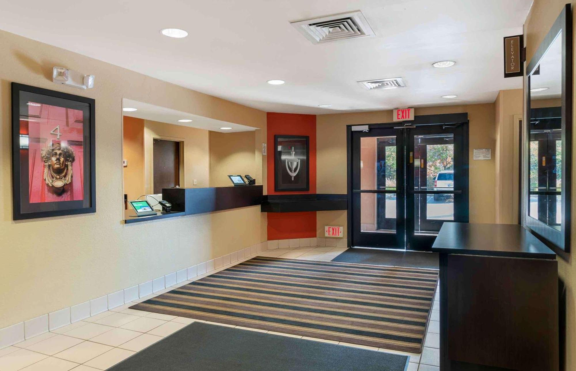 Extended Stay America Suites - Detroit - Canton Eksteriør billede