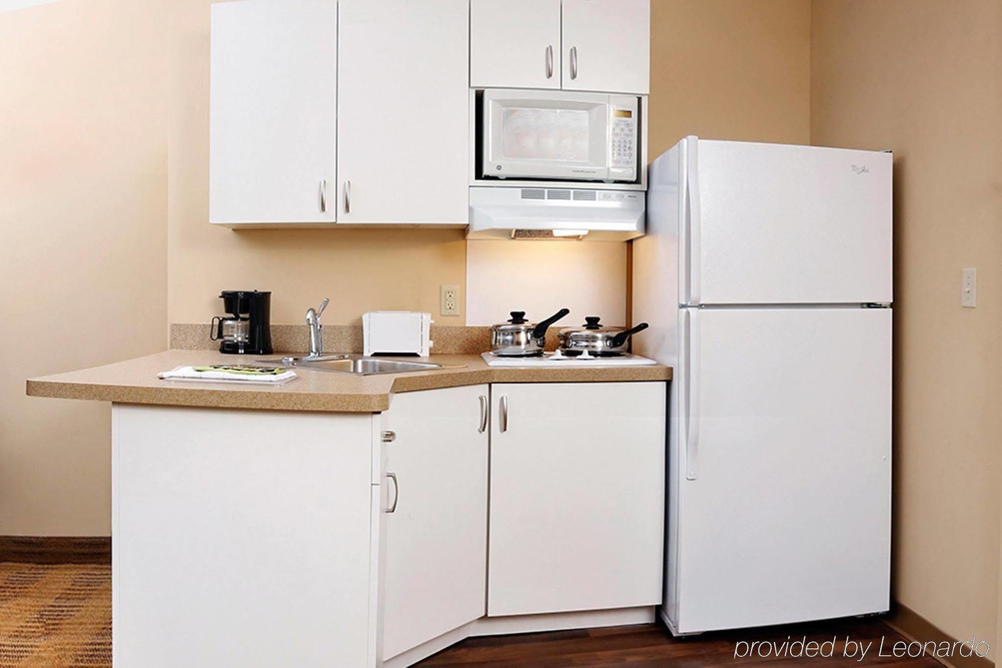 Extended Stay America Suites - Detroit - Canton Eksteriør billede