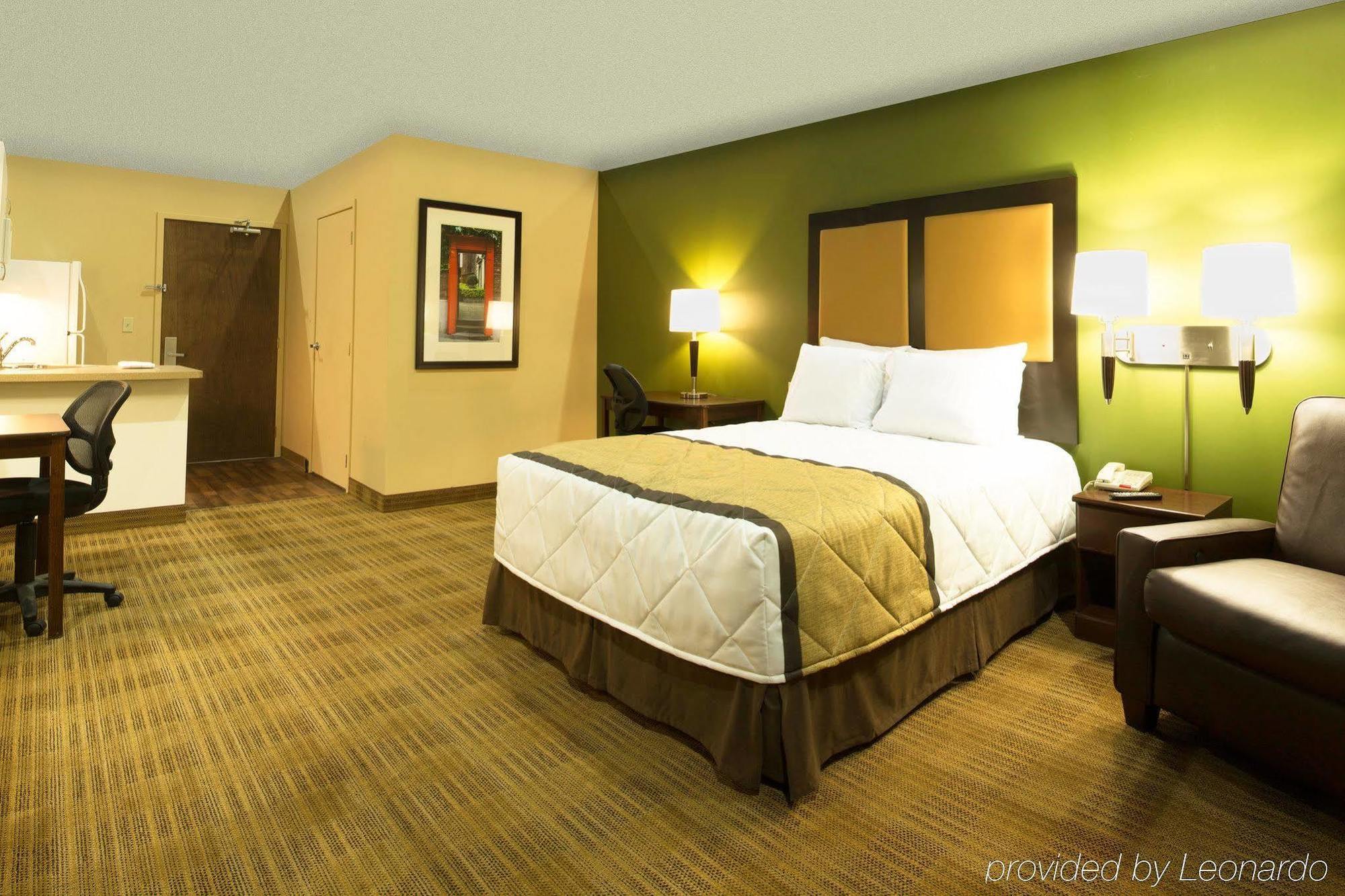 Extended Stay America Suites - Detroit - Canton Eksteriør billede