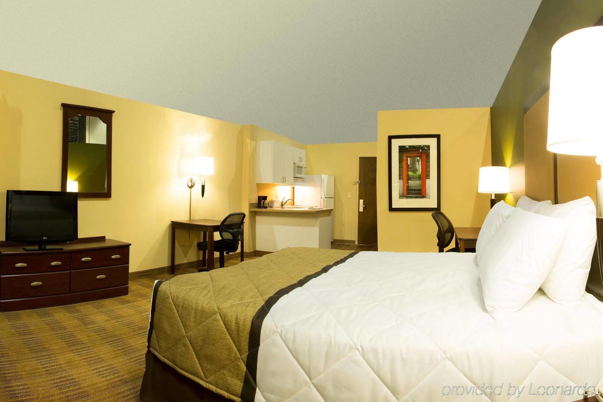 Extended Stay America Suites - Detroit - Canton Eksteriør billede